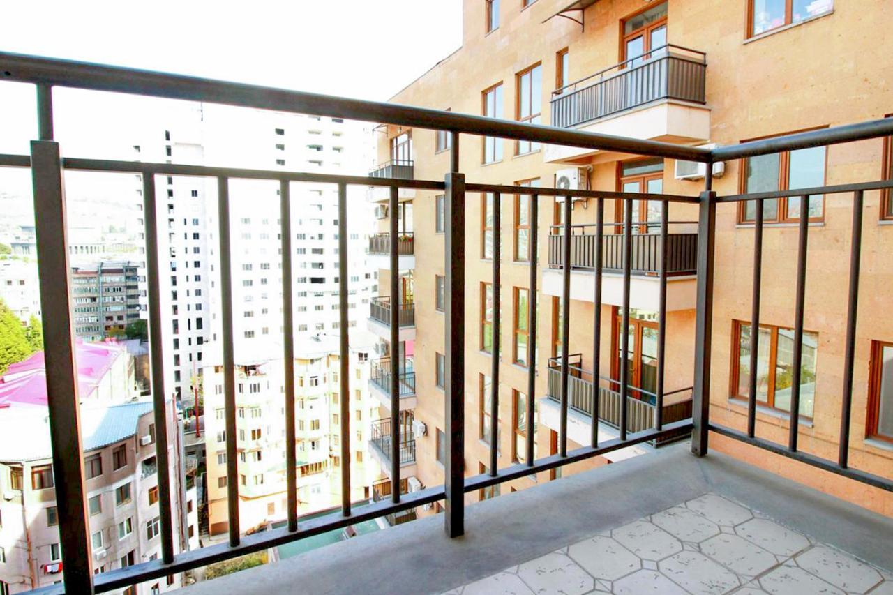 Apartments In Alley Residence Yerevan Exterior photo